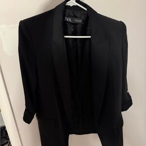 Zara Men's Elegant Black Blazer